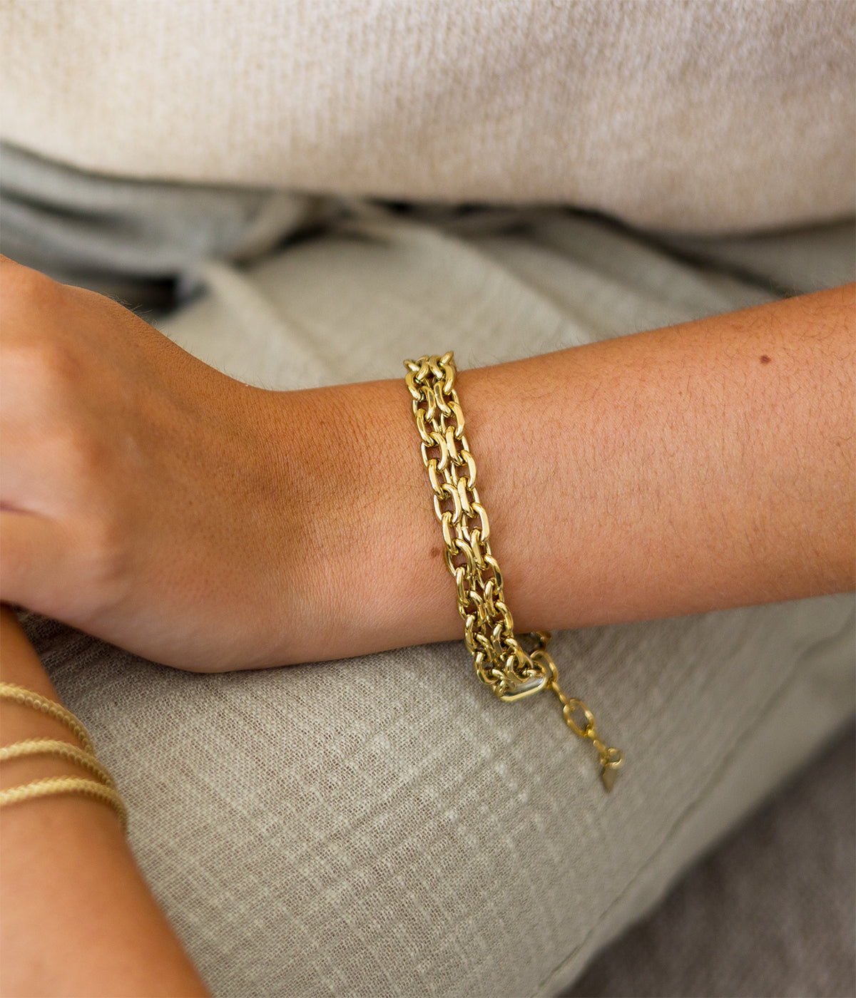 Bracelet Thésée (Acier doré)