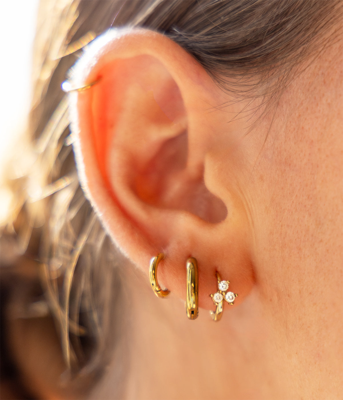 Boucles d'oreilles Nyx (Acier doré)