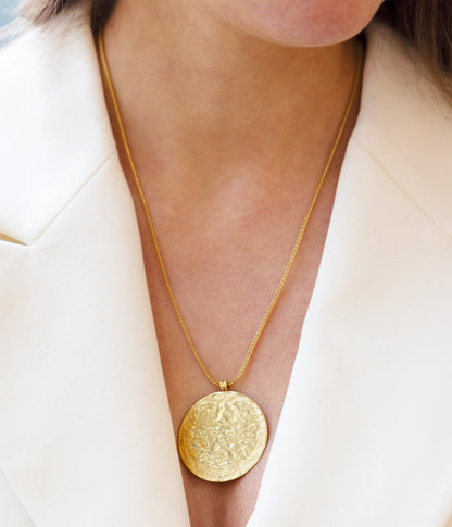 Collier Scarabée (Acier doré)