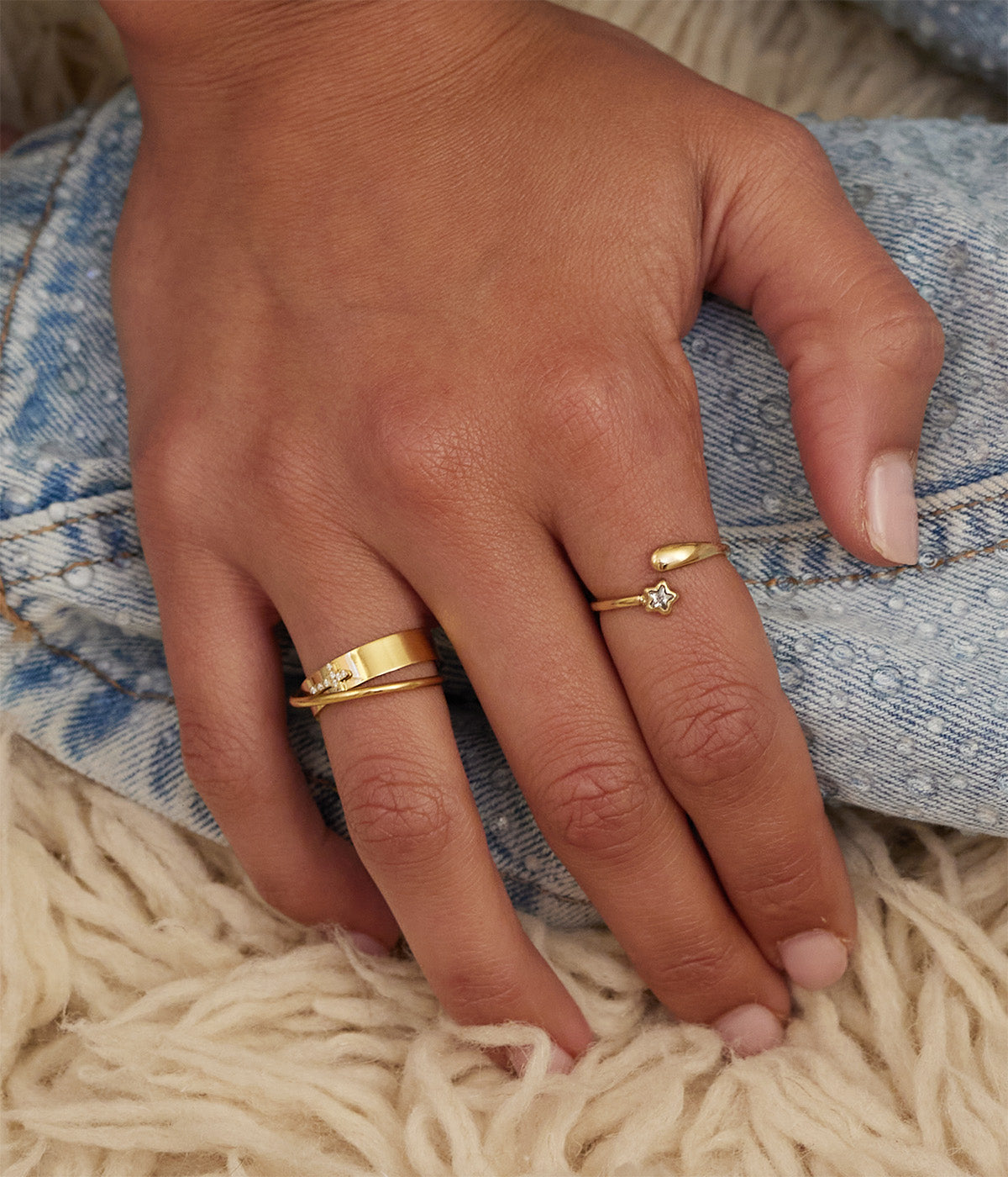 Bague Arieli (Acier doré)